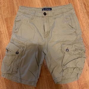 American Eagle shorts men’s